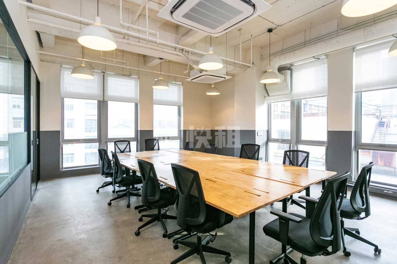 WeWork（浦东嘉里城）