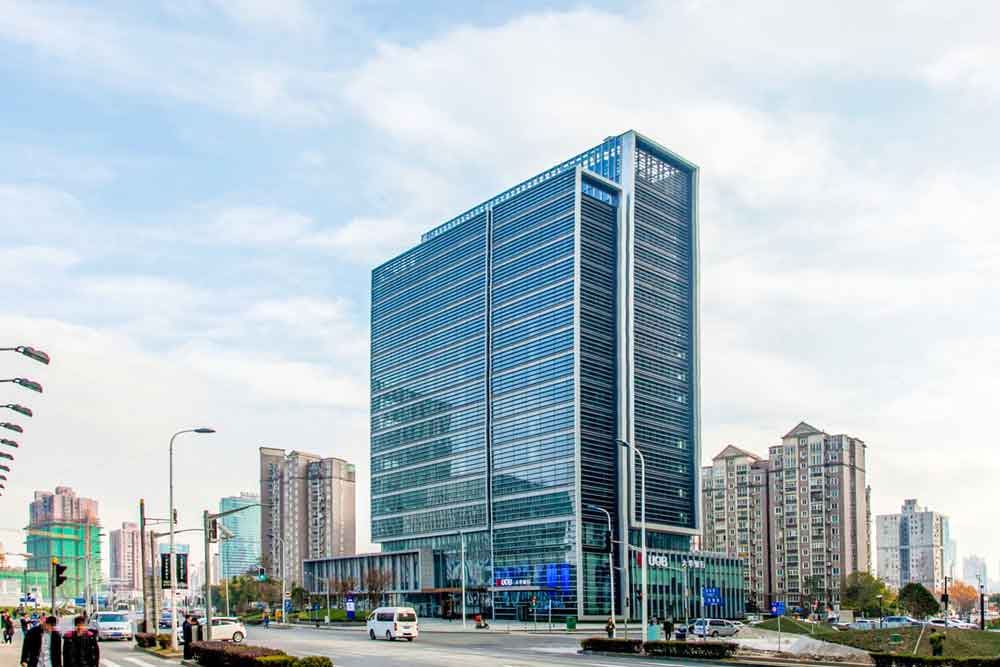 大华银行大厦:陆家嘴金融核心区的国际甲级办公地标
